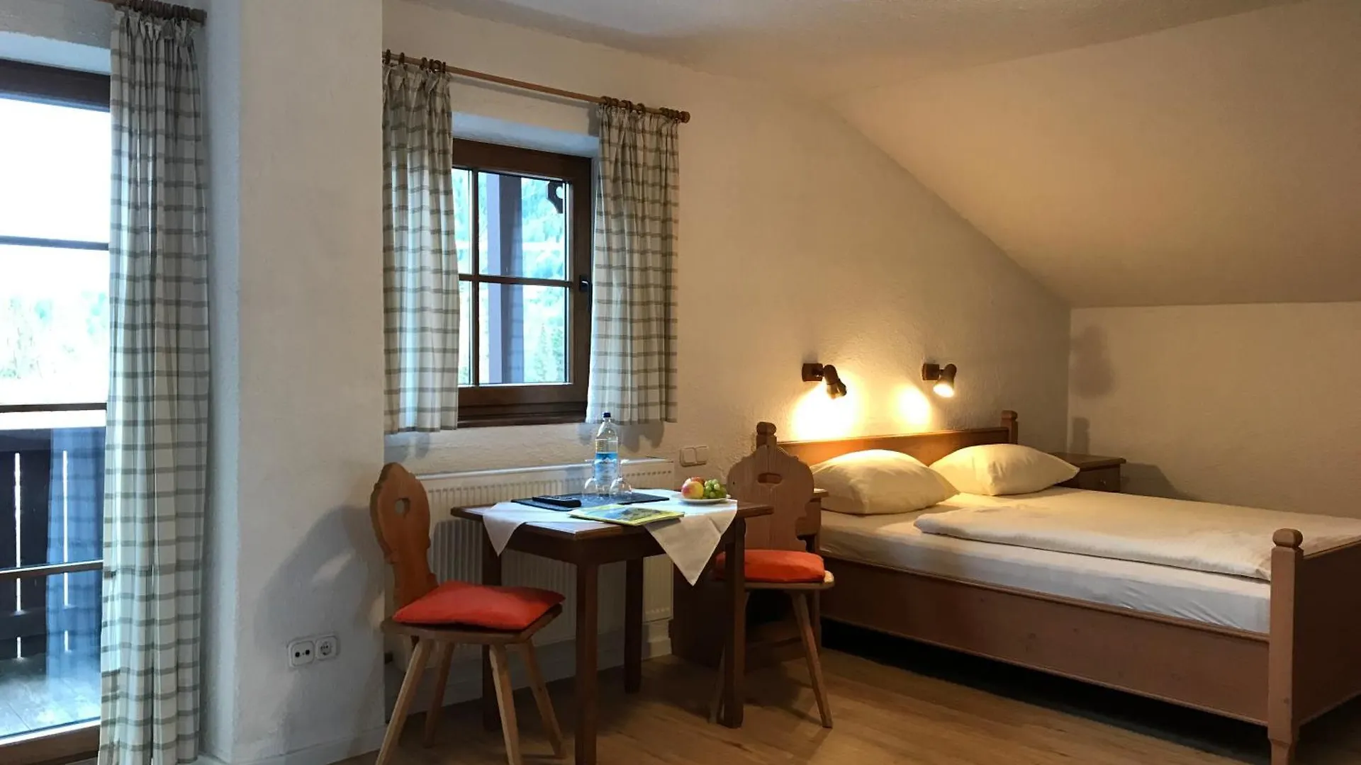 Apartment Gaestehaus Hotel Maria Theresia Schliersee